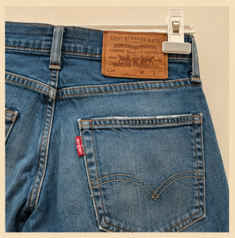 511 30 x 32 jean troué slim Levi Strauss
