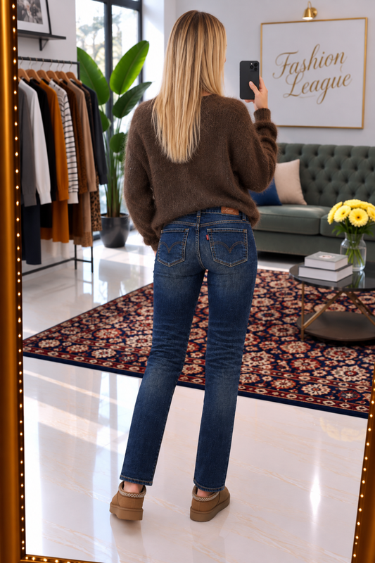 Slight curve Levi’s jean 26 x 32 - photo 5